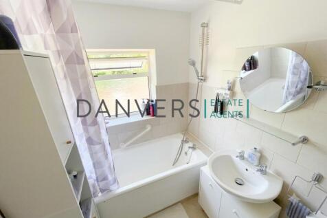 Glenfield Road, Leicester photo 4