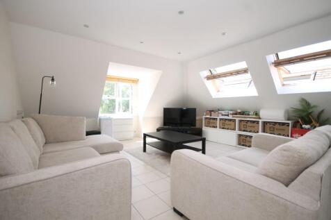 .livingroom.JPG