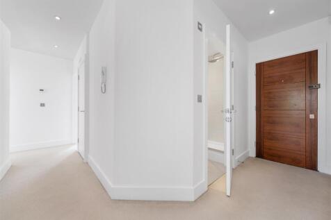 8 Sanderson Apartments-3.JPG