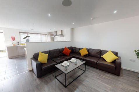 7-bed house on Boswell Street, Liverpool, £4,095/mo