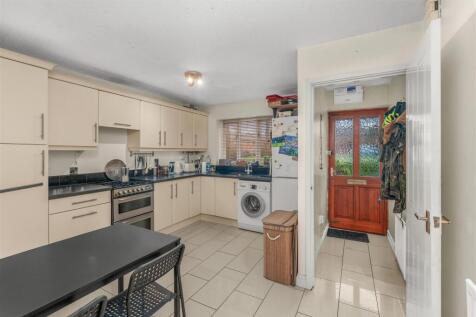 137 Parklands, Banbury-5.jpg