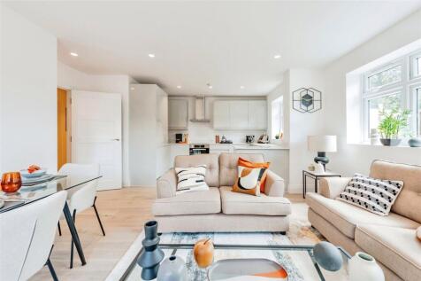 Lounge/Kitchen