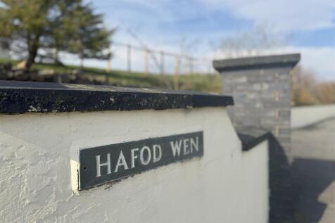 FRONT ENTRANCE DOOR TO