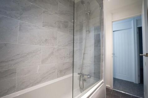 Donvale Road (E), Washington, Tyne & Wear photo 5