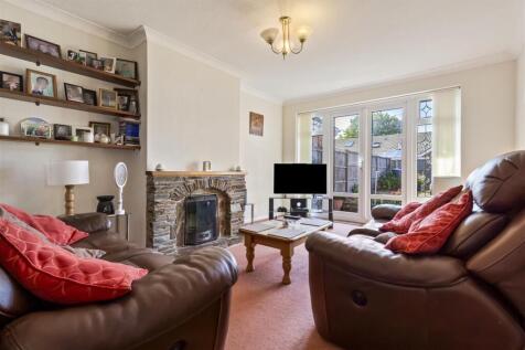 14 Twyford Close-004.JPG