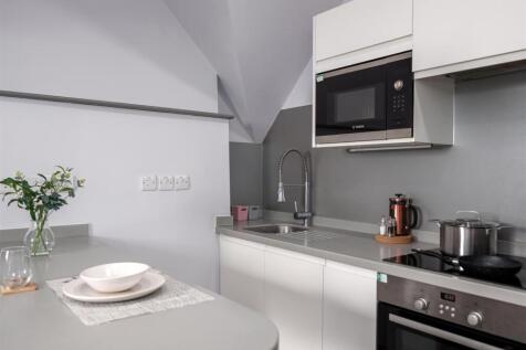 Manor house 10 v3.jpeg