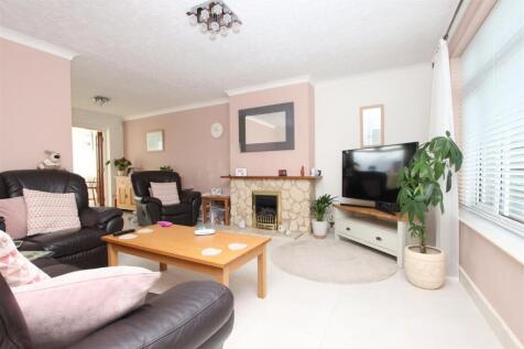 Living Room.JPG