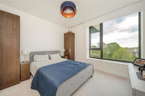 Wood Crescent, Shepherds Bush photo 4