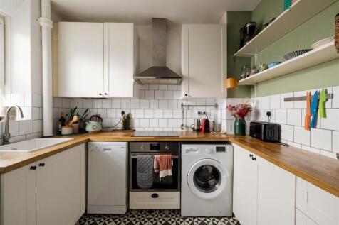 Pembury Road, E5