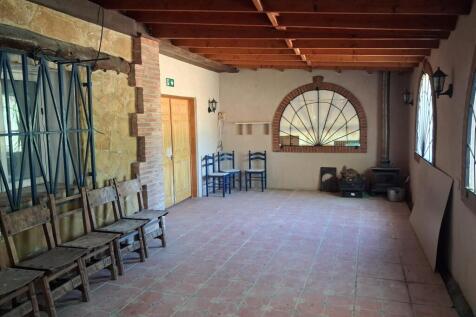 Property Image 100