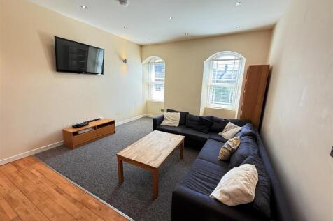 LV Flat 2.JPG