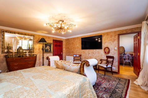 5 bed, 5 bath Detached in Glasgow - Photo 37