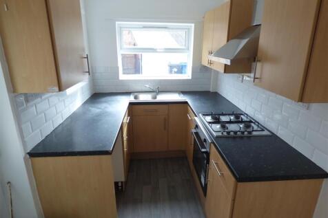 28 King Street - Kitch.JPG