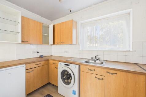 Lang Avenue, Renfrew photo 3