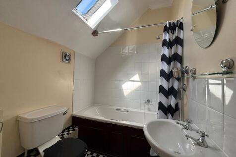 Lawsons Mews, Tonbridge photo 5