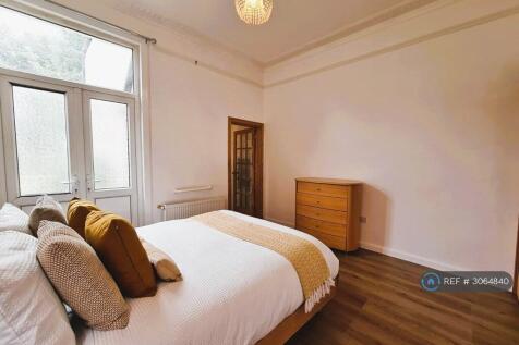 Fairlop Road, London, E11 photo 5