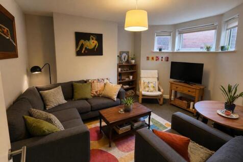 Living room.jpeg