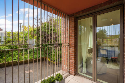 113 - The Mansions (25).jpg