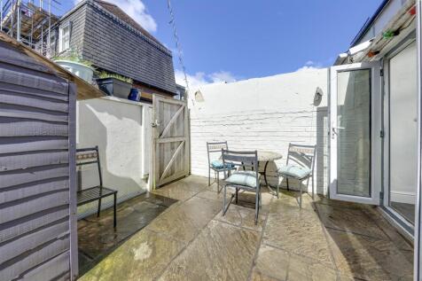 Rear Patio Alt