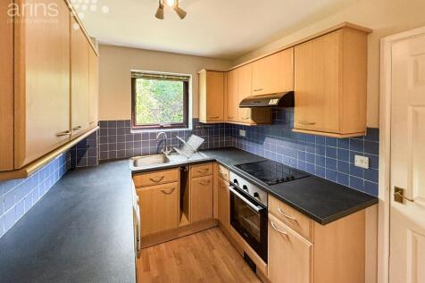 Marefield, Lower Earley, RG6 photo 5