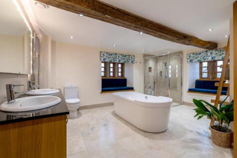 5 bed, 4 bath Semi-Detached in Sheffield - Photo 4