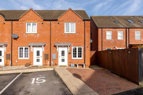 15 Chamomile Way (Spalding)-4.jpg