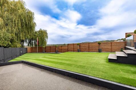 4, Forest Close (30).jpg