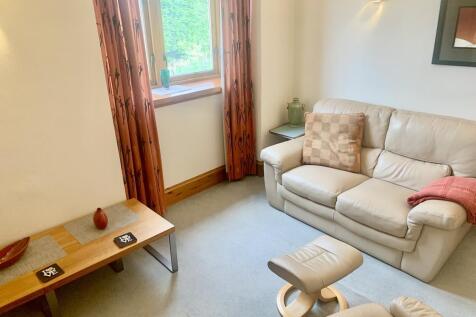 Lounge 2