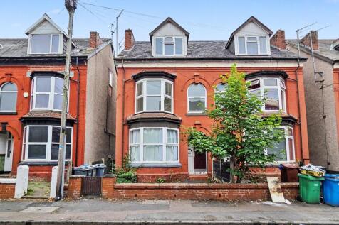 Flat 2, 5 Curzon Avenue, Victoria Park, Manchester, Greater Manchester, M14 5PU