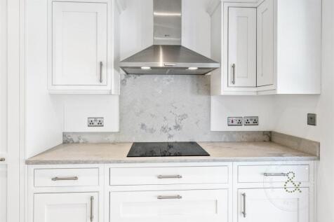 The Paddock (52).jpg