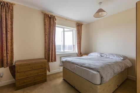 Sterling Close 4-7.jpg