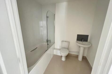 The Balbirs, Portswood Road photo 4