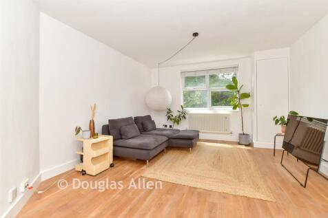 Lounge/Diner/ Kitchen
