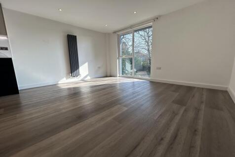 Bagshot Manor, Green Lane, Bagshot, Surrey photo 4