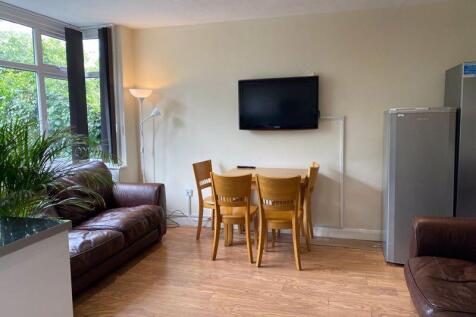 Harrington Drive, Nottingham photo 3