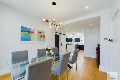 CAM03394G0-PR0174...