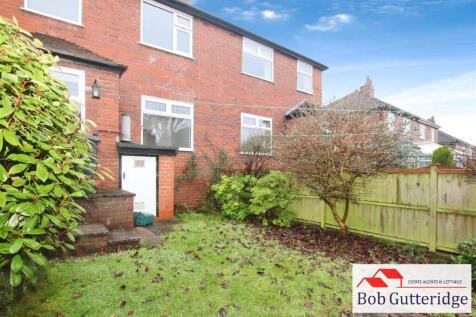 ENCLOSED REAR GARDEN