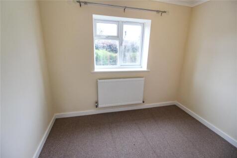 Kenmore Drive, Yeovil, Somerset, BA21 photo 3