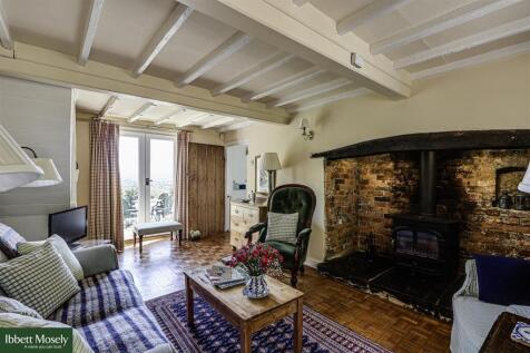 5 Sitting Room.jpg