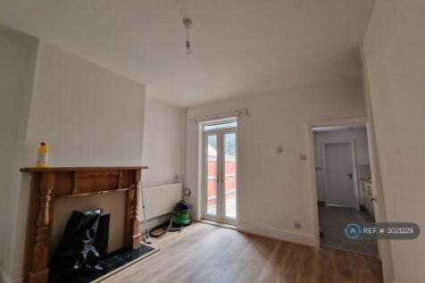 St. Margarets Road, Peterborough, PE2 photo 4