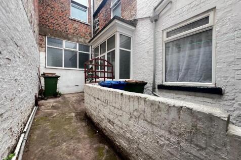 Coatham Road, Redcar, North Yorkshire, TS10 photo 5