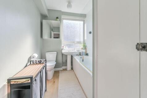 Waynflete Street, Earlsfield, London, SW18 photo 4