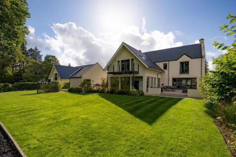 Rutherford Gardens, West Linton, Scottish Borders