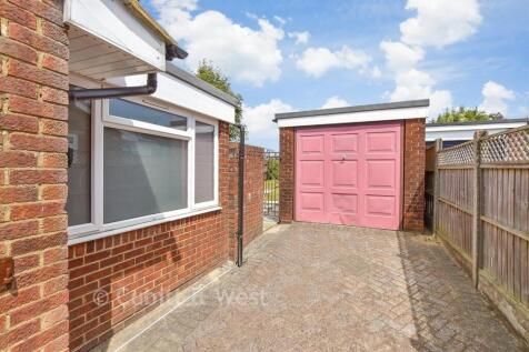 Driveway/Parking