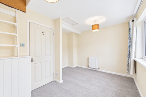 Hawthorn Rise, Stroud, Gloucestershire, GL5 photo 4