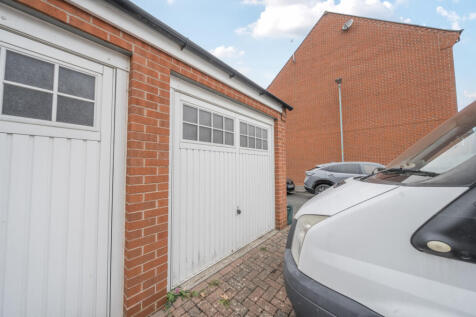 1349218-22-68bf12...