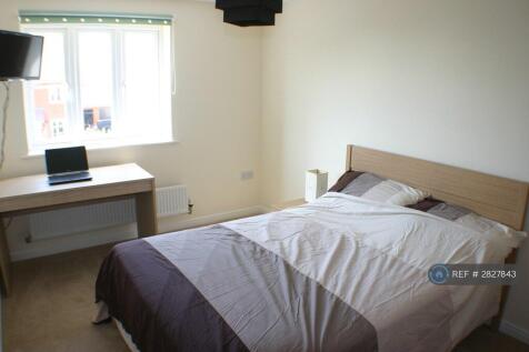 Large Double Bedroom - £685pcm - 30 Sep