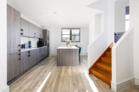 60 Regent House_BS3-5.jpg