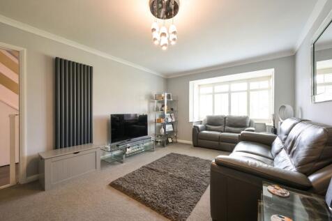 Huntsmoor Road, Ewell, Epsom, Surrey, KT19 0JH