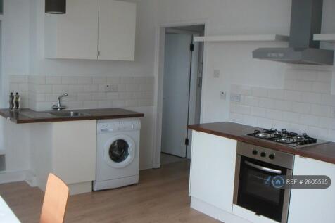 Open Plan Kitchen With Dishwasher